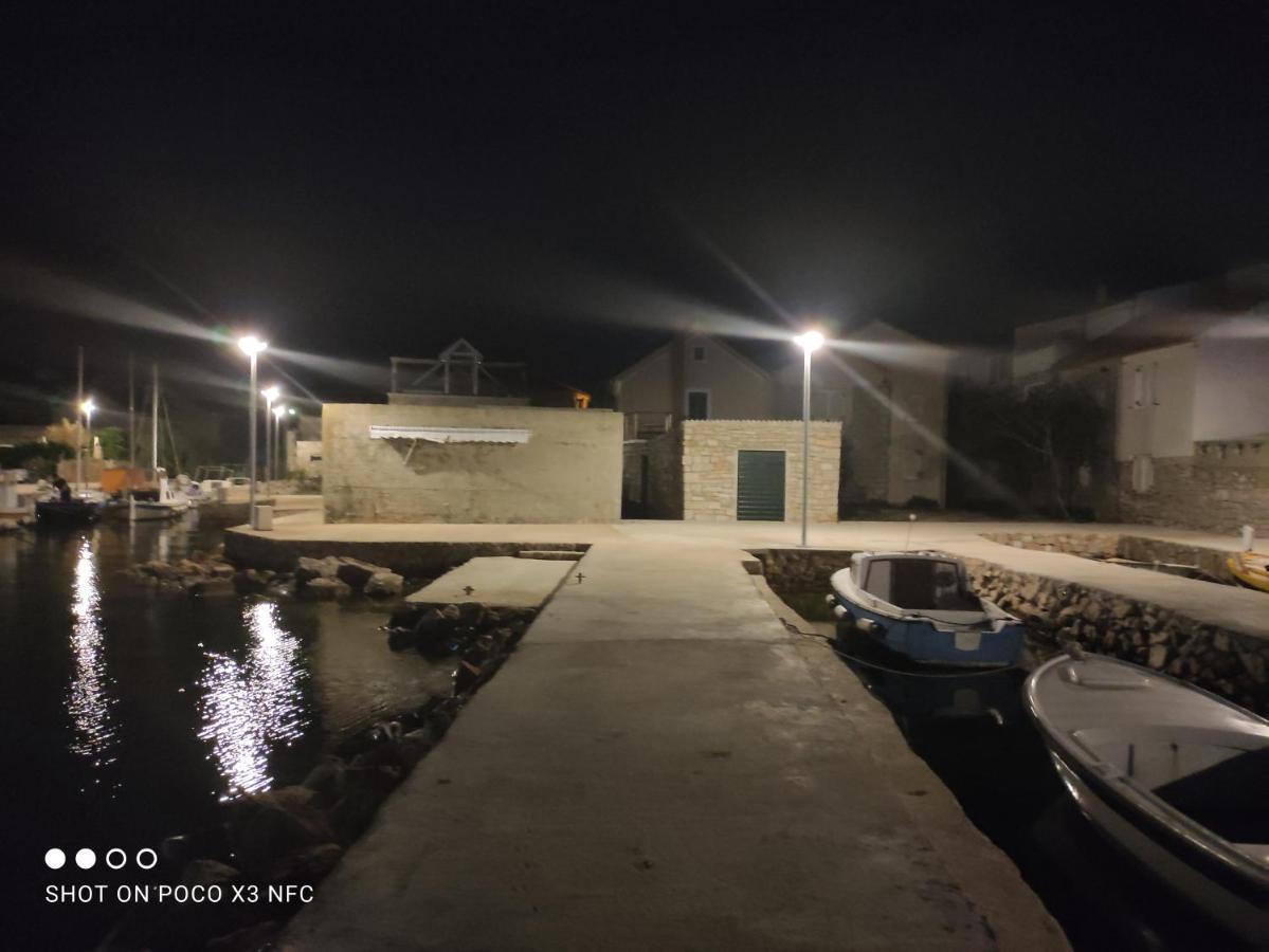 Apartman Ante Murter Buitenkant foto
