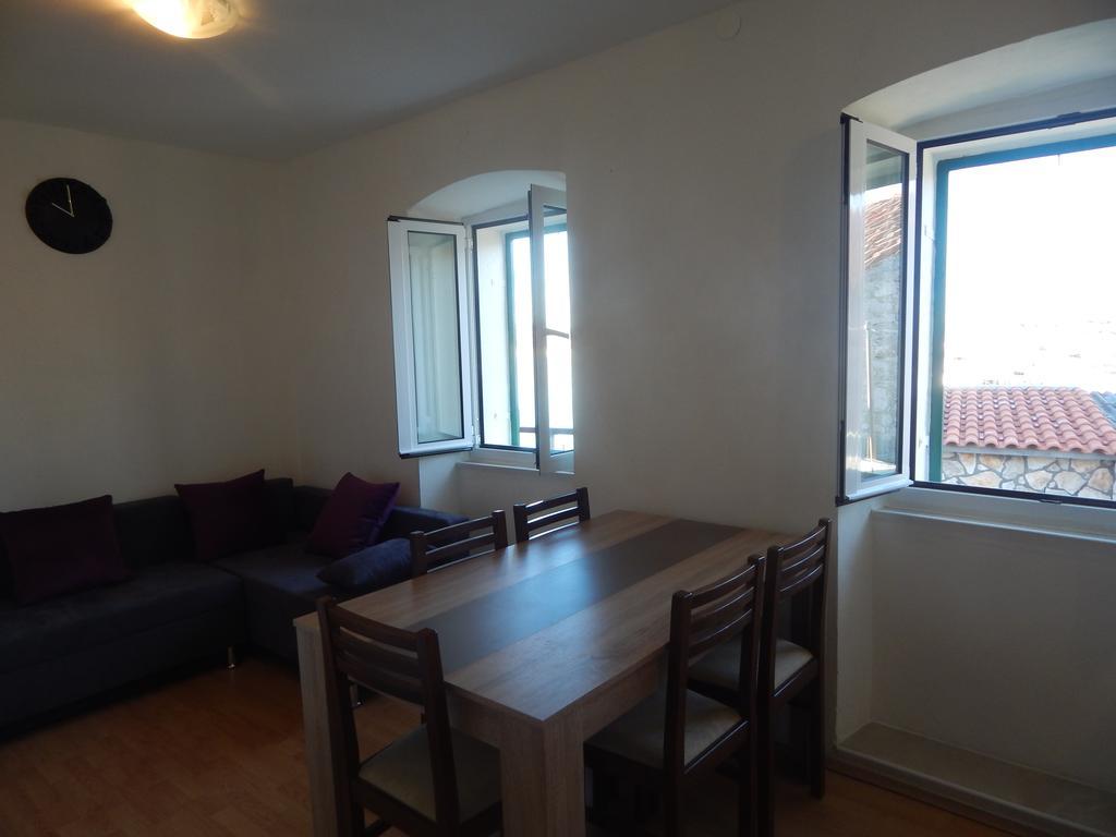 Apartman Ante Murter Buitenkant foto