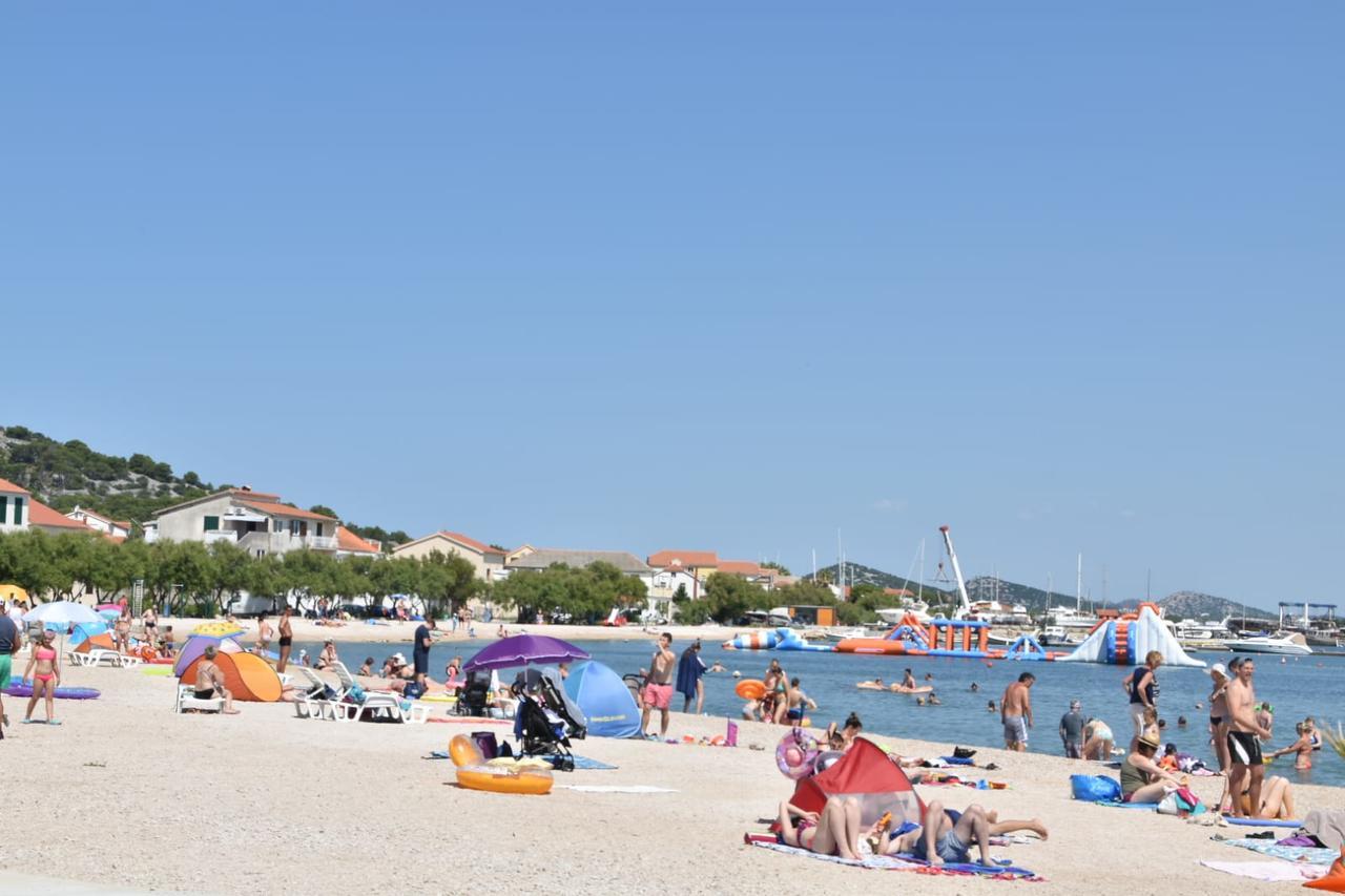 Apartman Ante Murter Buitenkant foto